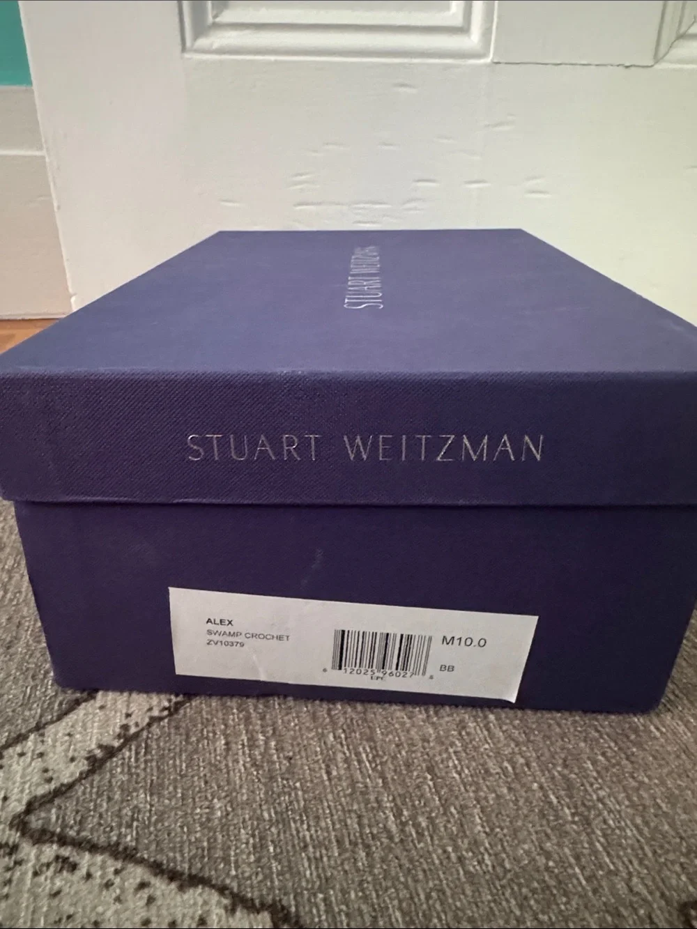 Stuart Weitzman 